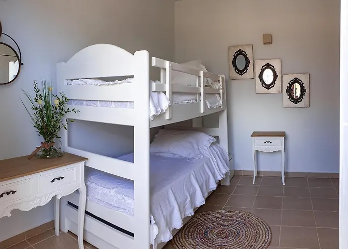 Kastellia-althea Homes Amoopi